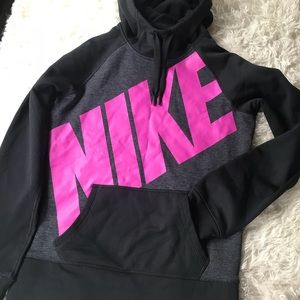 Nike hoodie xs